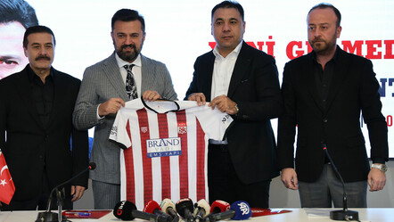 Sivasspor'da Bülent Uygun dönemi başladı! 'Para değil, başarı...' - spor