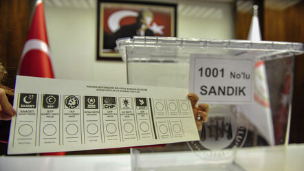 Bir metrelik pusula yine kriz çıkaracak! Yerel seçimlere 36 parti katılacak, 4 pusula tek zarfa atılacak - politika