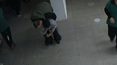 Öğretmen, öğrencisinin hayatını ‘Heimlich Manevrası’ ile kurtardı - gundem
