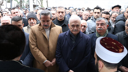 AK Parti Artvin Milletvekili Faruk Çelik'in annesi toprağa verildi - politika