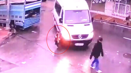 2 yıl sonra aynı acı: Servis aracının ezdiği 5 yaşındaki Muhammet hayatını kaybetti - gundem