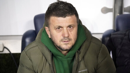 Hakan Keleş 7-1'lik yenilginin ardından Konyaspor'daki görevinden istifa etti - spor