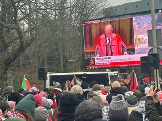 İsrail'in 'soykırım' davasında Gazze'ye destek yağmuru - dunya