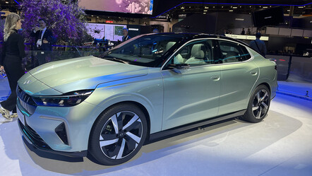 Togg 'ekosistem ağacı'nın altında vitrine çıktı - teknoloji