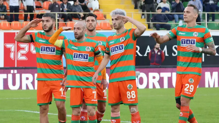 Hafta sonu tüm maçlarda şehitlerimiz için 1 dakikalık saygı duruşu kararı alındı - gundem