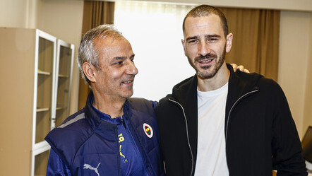 Leonardo Bonucci Fenerbahçe'den reddedemeyeceği bir teklif aldı - spor