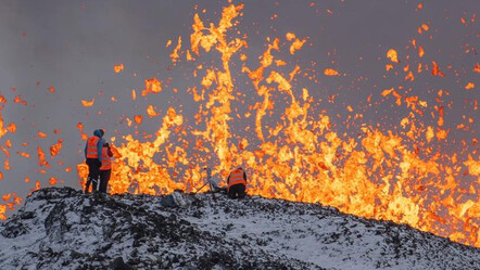 Yer yarıldı, devasa çukur oluştu... Bir işçi kayıplara karıştı - yasam