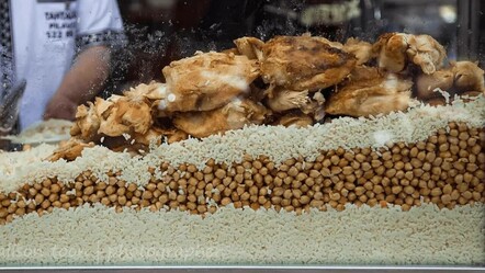 Sokak pilavcılarının sırrı çözüldü! 1 kepçe bundan ekleyin pilavınız tane tane olacak - yasam