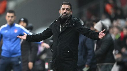 Beşiktaşlı taraftarlardan Arda Turan'a 'Seçil Erzan' tezahüratı 'Paralar nerede' - gundem