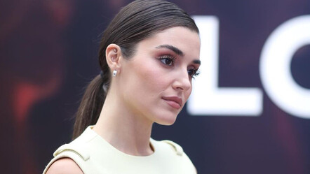 Hayranları şaşkın, Hande Erçel mesleğini sildi - magazin