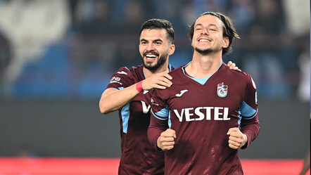 Karadeniz fırtınası evinde 'destan' yazdı! Trabzonspor-Manisa FK. maç sonucu: 3-1 - spor