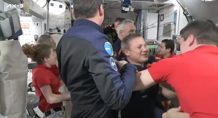 İlk Türk astronot Alper Gezeravcı, Uluslararası Uzay İstasyonu'ndan dünyaya Türkçe seslendi - teknoloji