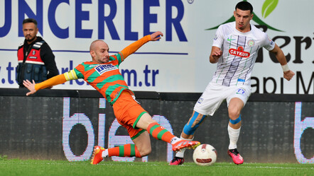 VAR incelemesi 9 dakika sürdü, Süper Lig'de yılın en ilginç gollerinden biri Alanyaspor - Çaykur Rizespor maçında atıldı - spor