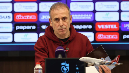 Abdullah Avcı 5-1'lik Galatasaray maçı sonrası Trabzonspor'daki 3 ayrılığı açıkladı - spor