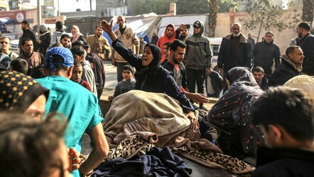 Gazze'de sığınma merkezleri de 'ölüm çemberinde': İsrail son 24 saatte onlarca kişiyi katletti - dunya