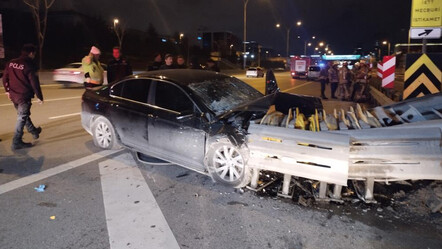 İstanbul'da feci kaza! Kontrolden çıkan araç bariyerlere çarptı, yaralılar var - gundem