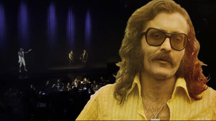 Cem Karaca hologram tekniği ile 20 yıl sonra konser verdi! Tüyleri diken diken eden anlar - magazin