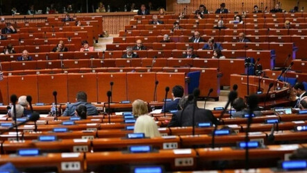 Azerbaycan heyeti AKPM oturumunu terk etti - dunya