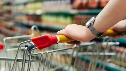 Marketlerde etiket mesaisi! Bir gecede 700 ürüne zam yaptılar - ekonomi