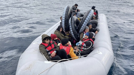 Ayvacık açıklarında 87 kaçak göçmen yakalandı - gundem