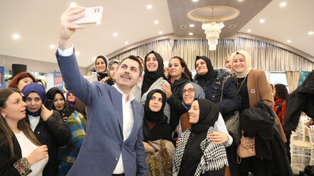 Murat Kurum'dan Bayrampaşa'da kadınlara vaatler: İlk işini kuran girişimci kadınlara 100 bin TL destek - politika