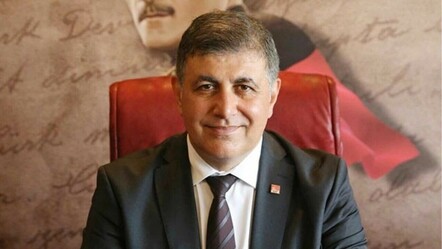 Cemil Tugay kimdir, nereli? CHP İzmir Büyükşehir Belediye Başkan adayı Cemil Tugay hayatı ve biyografisi || Cemil Tugay İzmir - politika