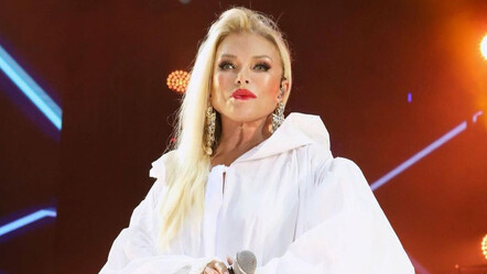 Aylardır ağrı çeken Ajda Pekkan ameliyat masasına yattı - magazin