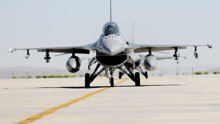 'Yunan adalarında uçamayacak' iddiasına yalanlama! F-16 tedariki şarta bağlı değil - dunya