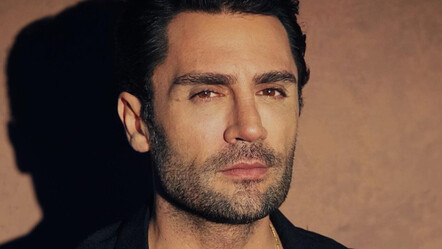 Photoshop’un ayarını kaçıran Yaşar İpek pişman oldu! ‘Bir daha gözlüksüz yapmam’ - magazin