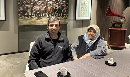 Selçuk Bayraktar'ın annesi ne mezunu, mesleği ne? Canan Bayraktar yazılım mı biliyor, Assembly nereden öğrendi? - ekonomi