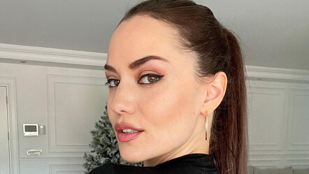 80 milyonluk reklam anlaşmasında kriz! Fahriye Evcen isteği yerine gelmeyince resti çekti - magazin
