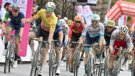16 ülkeden 25 takım yarışıyor: Tour Of Antalya'da Side-Antalya etabını Timothy Dupont kazandı - spor