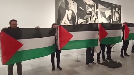 Madrid'te Filistin'e destek eylemi: Picasso'nun Guernica tablosu önünde 'Özgür Filistin' sloganları - dunya