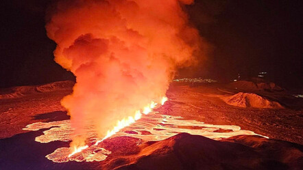 Yanardağ 'nehir' gibi akıyor! 8 metre genişlikte 100 kat daha hızlı - dunya