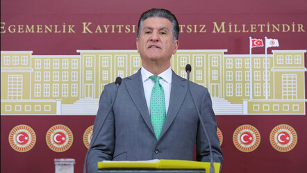 Sarıgül, CHP'den istifa eden Gürsel Tekin'e sahip çıktı - politika