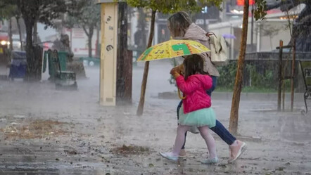 Eğitime sağanak engeli! Haberler peş peşe geldi, bugün okullar tatil edildi - gundem