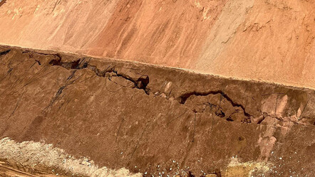 İliç'teki toprak kayması öncesi işçiler çekmişti: Madendeki 'çatlak fotoğrafları' bilirkişi raporunda - gundem