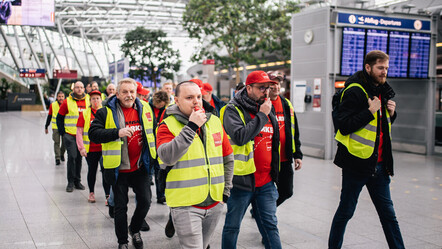 Alman devi çalışanları ikinci kez 'grev' dedi: Yüzlerce uçuş iptal, 100 binden fazla yolcu mağdur - gundem