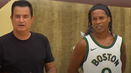 Ronaldinho, Survivor'a katıldı! Acun Ilıcalı ve Sercan Yıldırım ile maç yaptı - spor