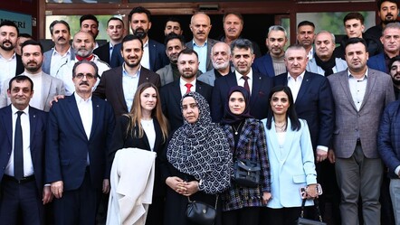 Son toplu istifa Gelecek Partisi'nde: 'İstanbul'daki kötü yönetime 'dur' diyeceğiz' sözleri ile AK Parti'ye geçtiler - politika