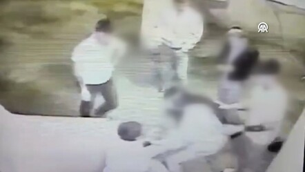 Adana'da korkunç olay! 5 kişi tarafından hem darbedildi hem bıçaklandı - gundem