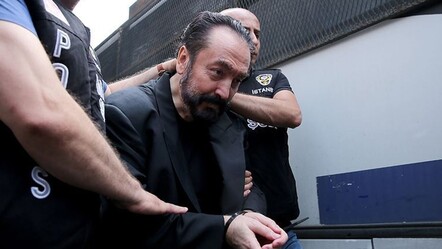 Adnan Oktar'ın iki ayrı davayla hakim karşısına çıkacağı tarih belli oldu - gundem