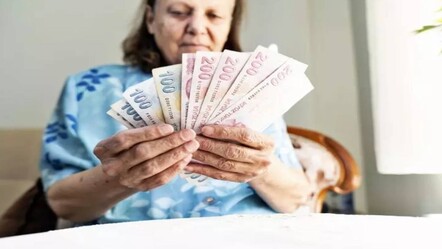 SSK ve Bağ-Kur emeklilerinin beklediği haber geldi! SGK Uzmanı seçimi işaret edip duyurdu: Seyyanen zammı ne kadar olacak? - ekonomi