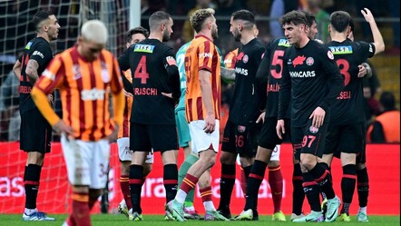 Aslan’ın kara perşembesi! Galatasaray yarı finali göremedi - spor