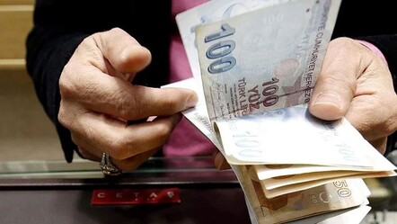 Emekli bayram ikramiyesinin 3 bin TL'ye çıkarılması TBMM'de kabul edildi - haberler