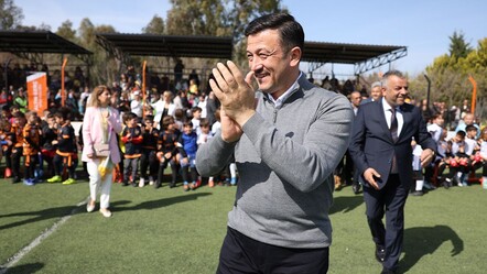 Hamza Dağ: İzmir yeniden 'ağabey' olacak - politika