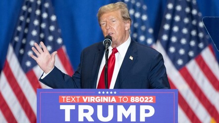 Biden bitti, Trump başladı! Yaptığı gafla salon buz kesti - dunya
