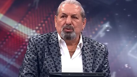 Herkes derbiyi bıraktı, Erman Toroğlu’nun ceketini konuşuyor! Fiyatıyla dudak uçuklattı - magazin