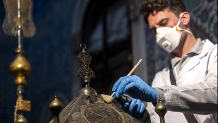 Mukaddes Emanetler Dairesi titizlikle temizlendi! Topkapı Sarayı Ramazan'da yeni sergi düzeniyle ziyaretçilere açık - kultur-sanat