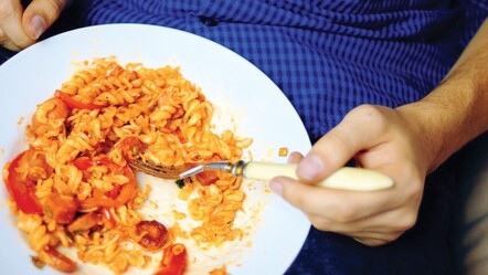 Ramazanda yapılan en önemli hata! Sahurda çok yemek gündüz tok tutmaz - gundem